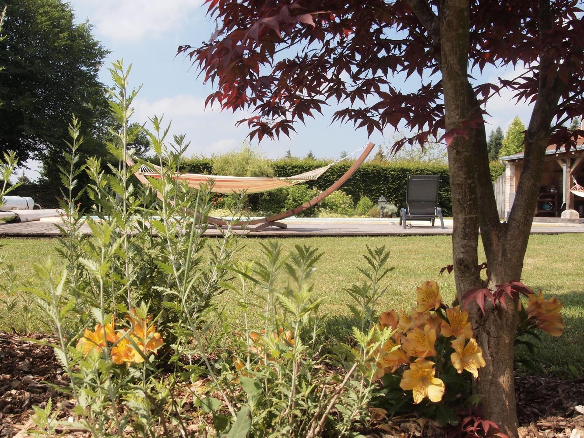 Vitry-aux-Loges Chambre Familiale Au Coeur De La Nature Avec Jardin Et Piscine Privee, Ideale Pour Explorer Le Loiret - Fr-1-590-265 B&B 외부 사진