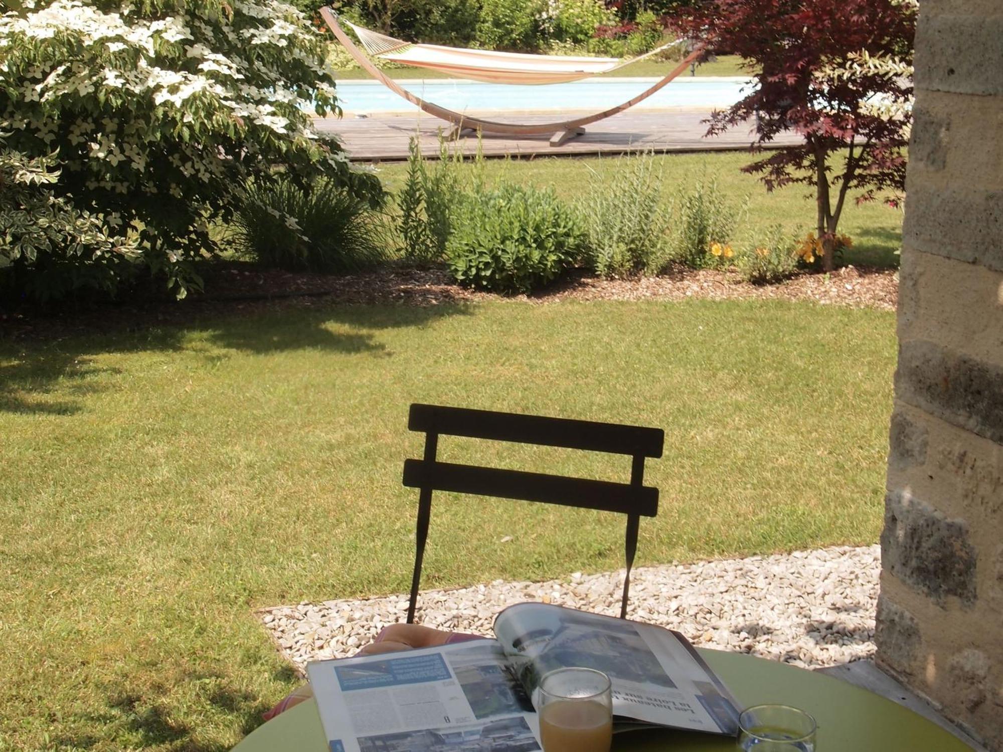 Vitry-aux-Loges Chambre Familiale Au Coeur De La Nature Avec Jardin Et Piscine Privee, Ideale Pour Explorer Le Loiret - Fr-1-590-265 B&B 외부 사진