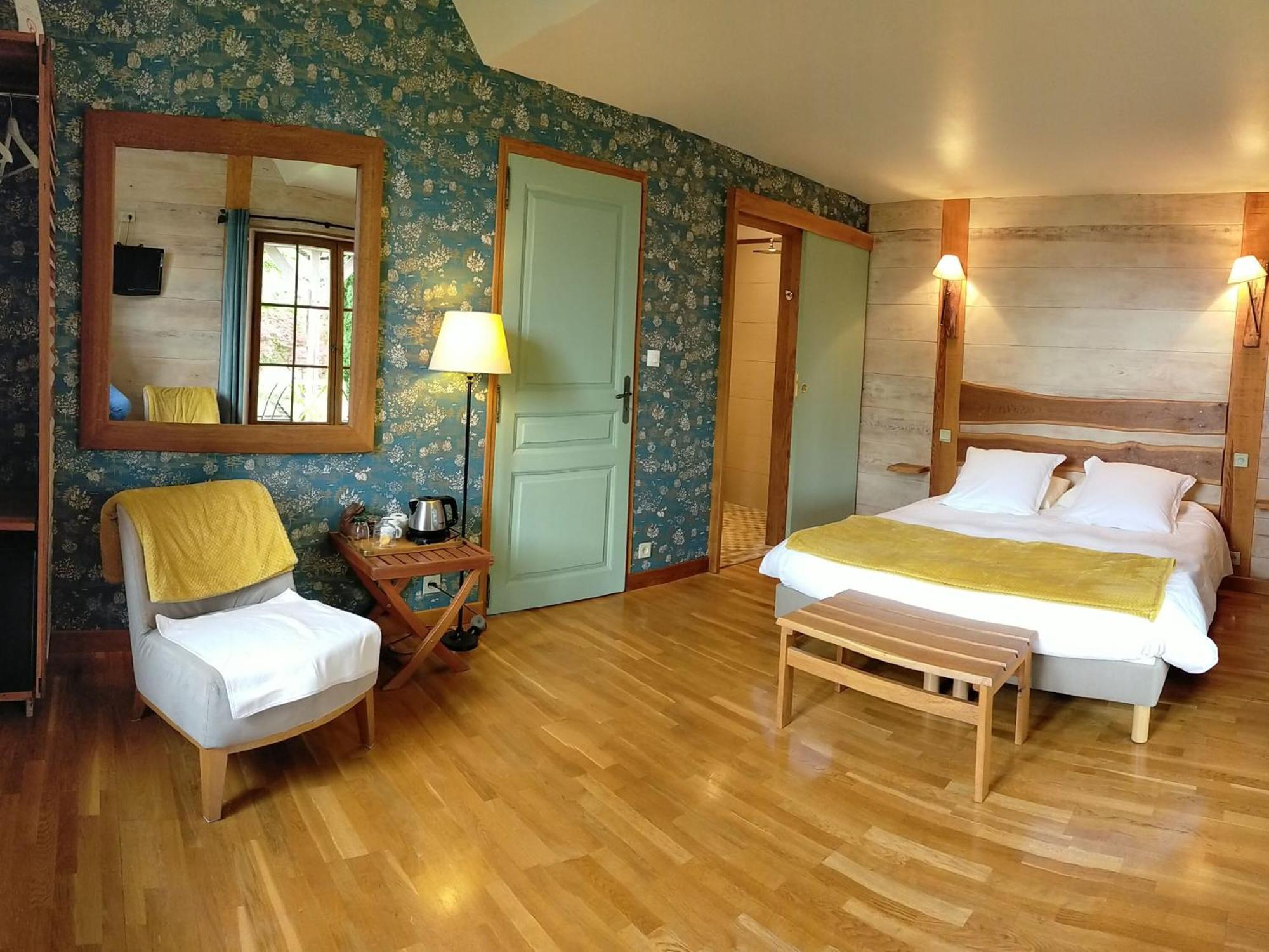 Vitry-aux-Loges Chambre Familiale Au Coeur De La Nature Avec Jardin Et Piscine Privee, Ideale Pour Explorer Le Loiret - Fr-1-590-265 B&B 외부 사진